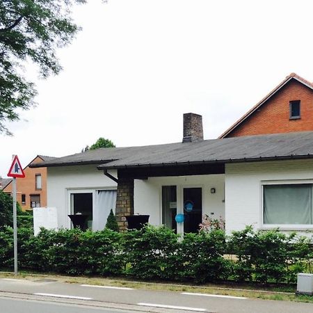 Fokus Praktijkhuis Hotel Dessel Exterior foto